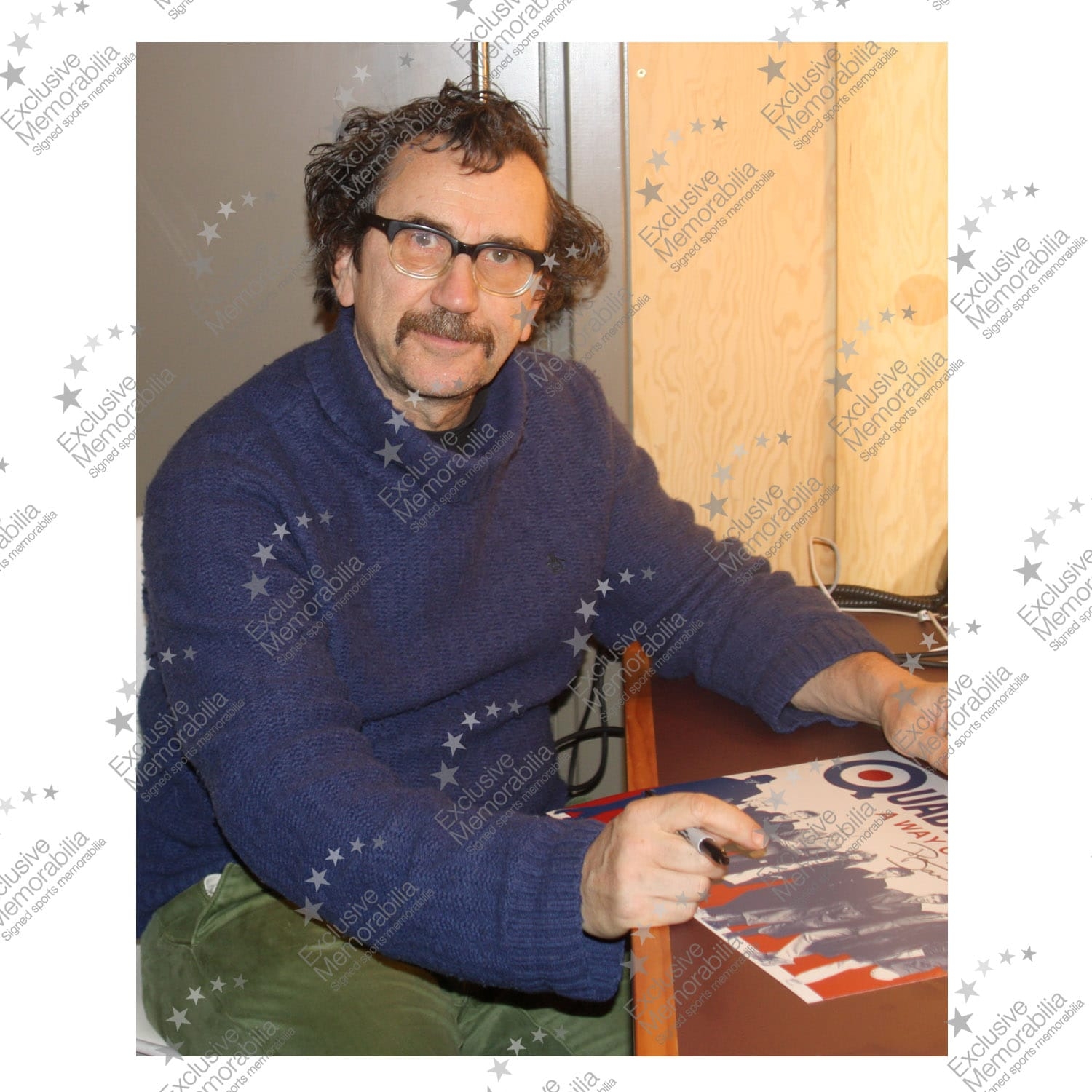 Phil Daniels Signing For Exclusive Memorabilia 